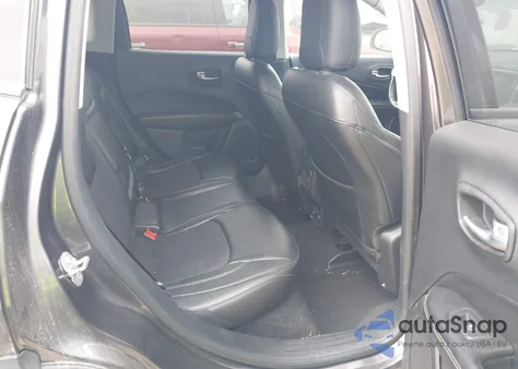 2018 Jeep Compass Latitude 4X4 from USA, damaged, VIN 3C4NJDBB2JT155243